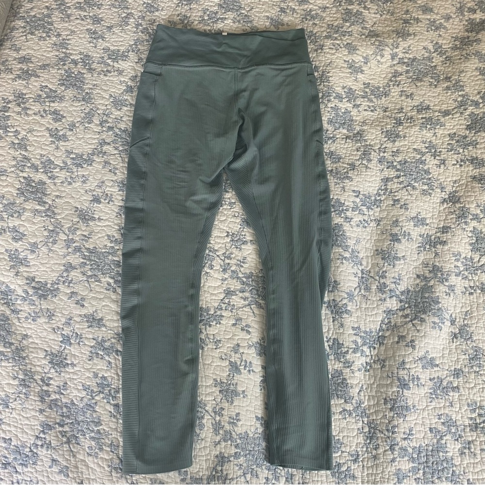 RHONE Ripple 7/8 Pocket Legging Blue Hue Size Medium